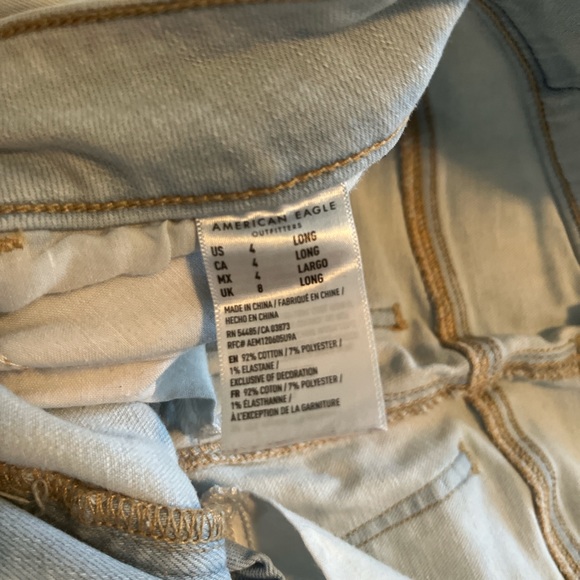 American Eagle ripped skinny jeans - Picture 4 of 4